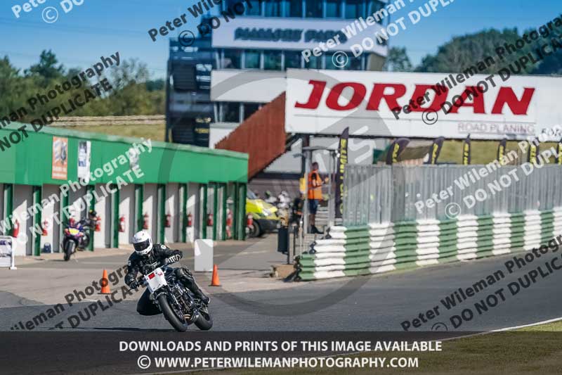 enduro digital images;event digital images;eventdigitalimages;no limits trackdays;peter wileman photography;racing digital images;snetterton;snetterton no limits trackday;snetterton photographs;snetterton trackday photographs;trackday digital images;trackday photos